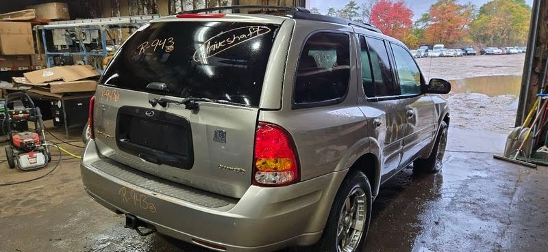 2002 Oldsmobile Bravada Used Decklid (Silver)
