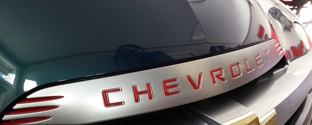 2004 Chevy - SSR Used Emblem