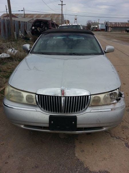 1998 Lincoln Other (includes Town Car) Used Compressor 1107970