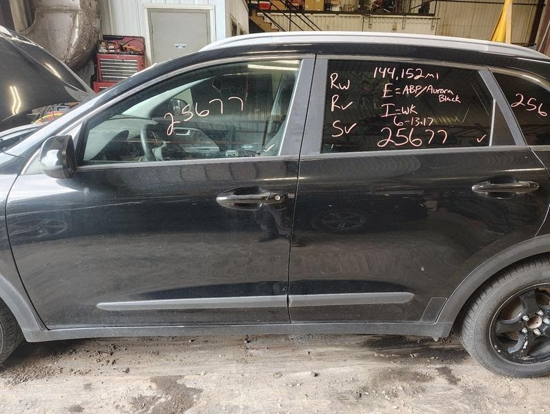2019 Kia Niro Used Door Front (electric), LH (Aurora Black Pearl #ABP)