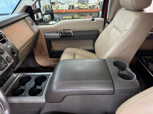 2016-FORD TRUCK-F250 SUPER DUTY (1999 UP)-Console Front-floor (with armrest), Lariat, w/o chrome package - Gray