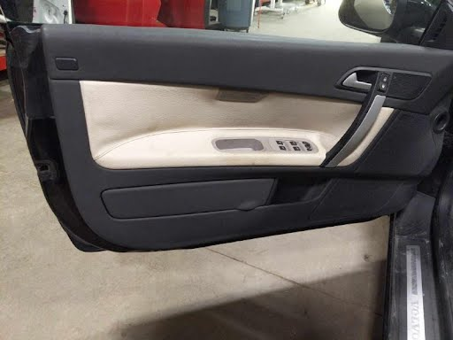 2011-VOLVO 70 SERIES-Interior Trim Panel Door (Front)-C70; Front Left Inner; all cream