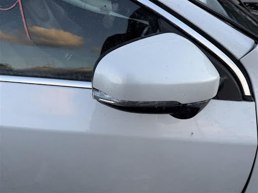 2017 Volvo - 60 - Door Mirror - Passenger - (power, illuminated, memory), power folding, automatic dimming, RH