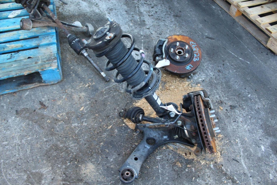 2018 KIA SORENTO Used Knee Assembly FWD, LH