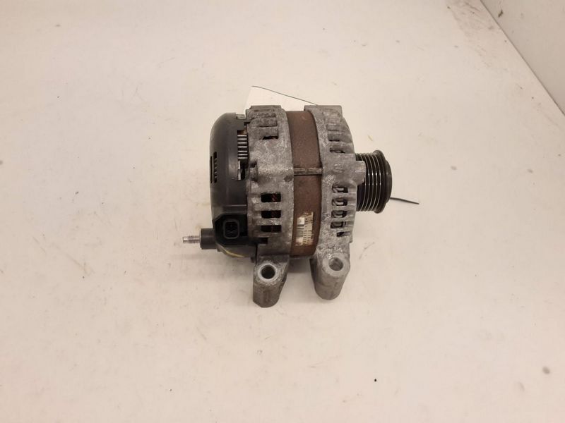 2015 GMC Acadia  Alternator NA