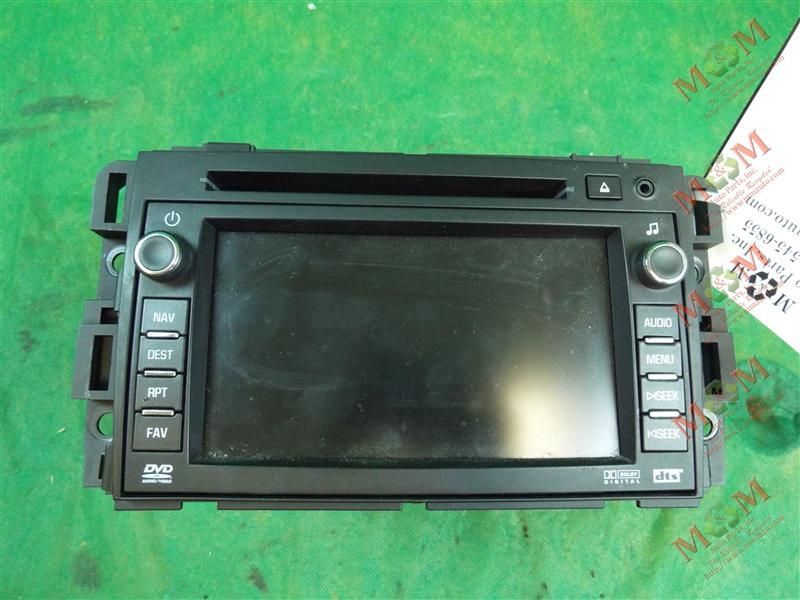2007 GMC Acadia Amplifier/Radio AM-FM-audio disc player-DVD-navigation-microphone (opt UZR)