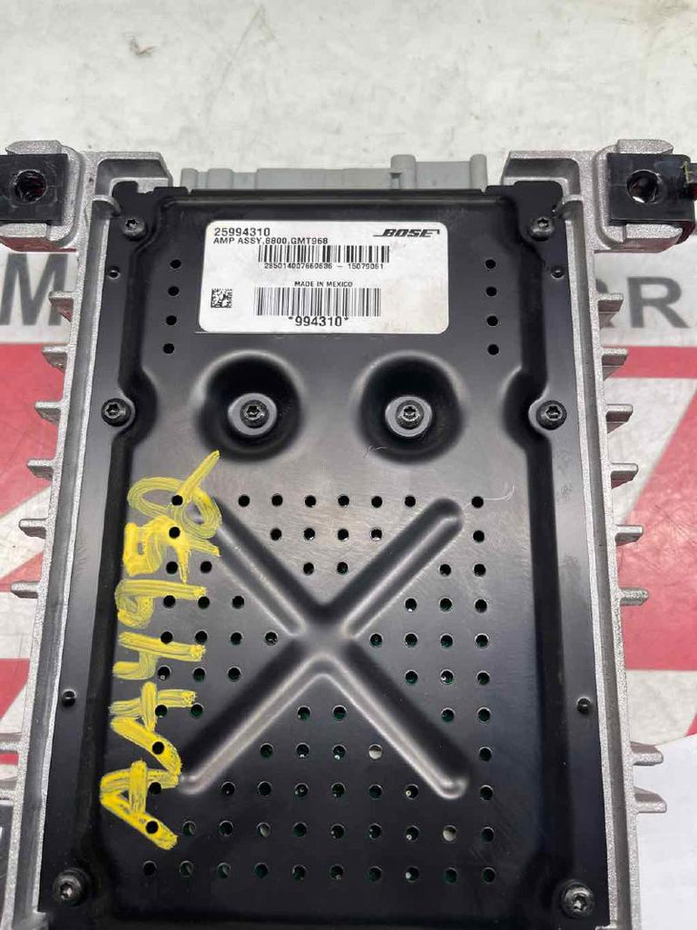 2020 GMC Acadia Amplifier/Radio receiver, ID 84361172