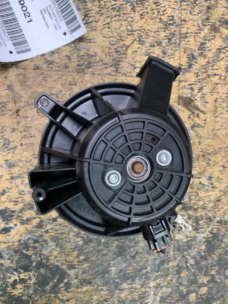 2010 GMC Acadia  Blower Motor front