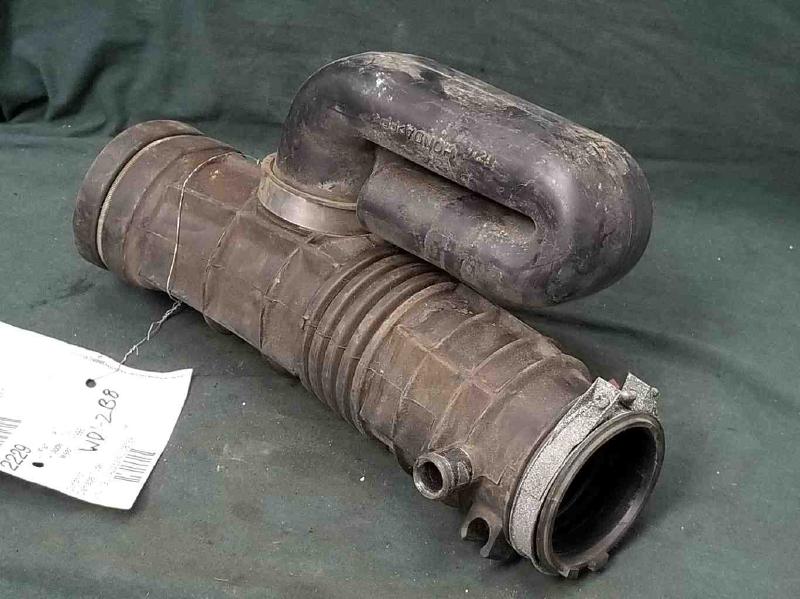 1998 Acura CL  Air Tube/Resonator Non-Interchange search using only Acura CL