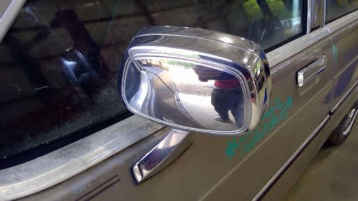 1981 - OLDSMOBILE 98 (1980 UP) - Used - Mirror Door - Cable, chrome, LH, w/o thermostat