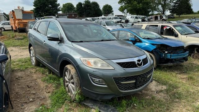 2012 - MAZDA CX9 - Used - Bumper Assy (Front) includes cover - fog lamps