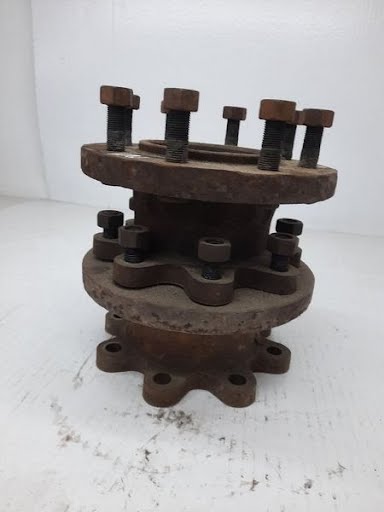 2005 - DODGE TRUCK-3500 (1994 UP) - Used - Hub - Front, 4x4, extension