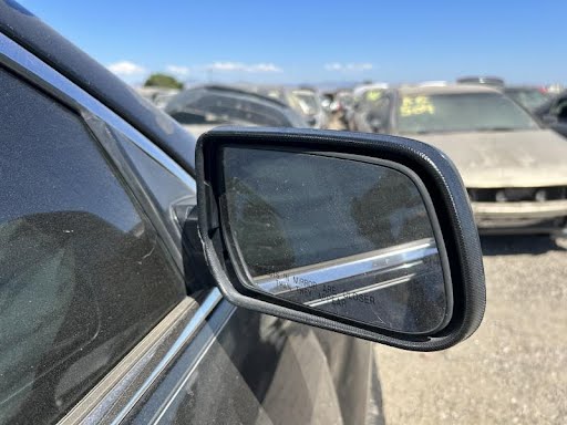 2004 - VOLKSWAGEN TOUAREG - Used - Mirror Door - Power, power folding, RH