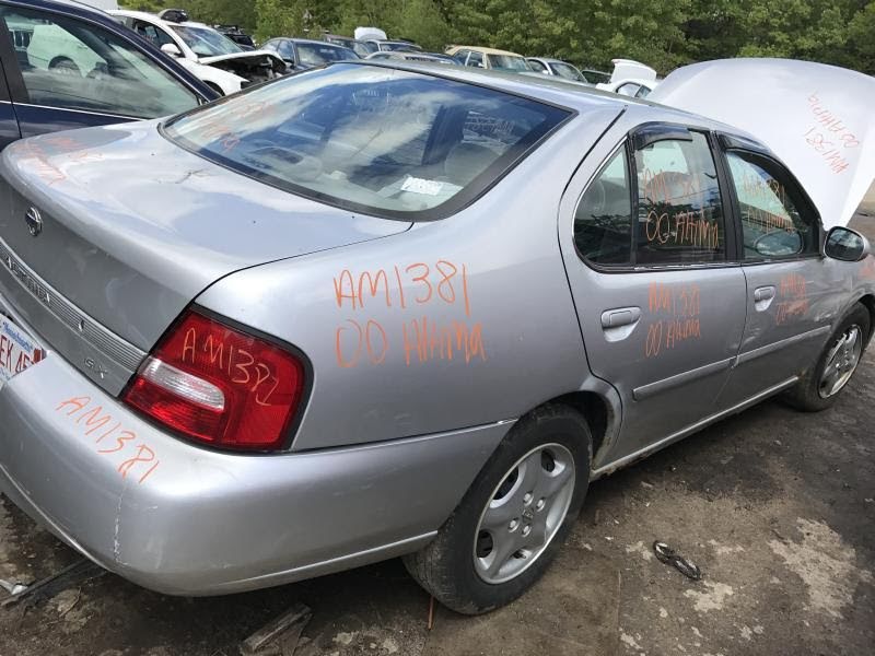 2000 NISSAN ALTIMA Used Thermostat Housing  11601-F440A