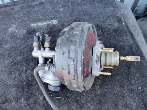 2005 - TOYOTA SEQUOIA - Used - Brake Booster - (4.7L, 2UZFE engine), (skid control)