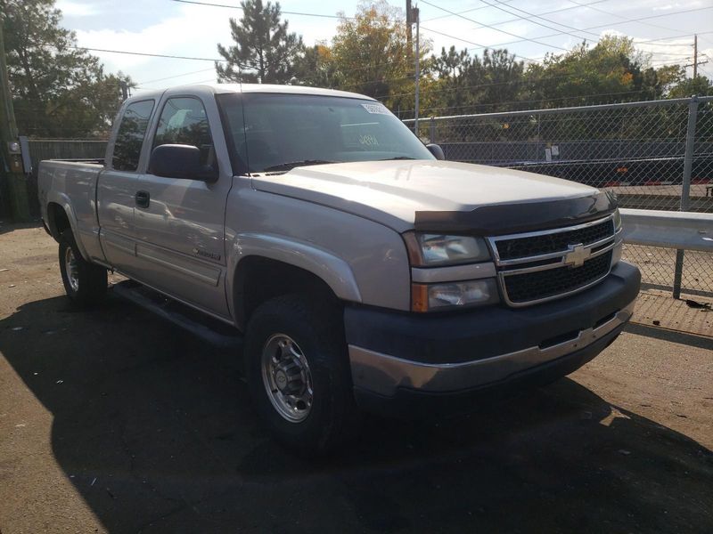 2005 - CHEVY TRUCK-SILVERADO 3500 (2001 UP) - Used - Engine Wiring Harness - 4x4