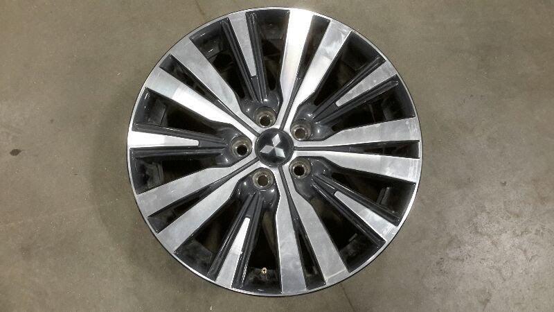 2020 - MITSUBISHI OUTLANDER - Used - Wheel -  18x7, machined and painted