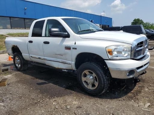 2008 - Dodge Truck-2500 Series - Used - Bumper Assy Front -  chrome bumper bar, painted upper -  White