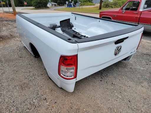 2020 - DODGE TRUCK-2500 SERIES (1994 UP) - Used - Tailgate/Trunk Lid - (rear view camera), Ram's head (emblem)