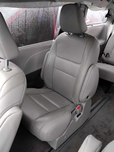 2018 - TOYOTA SIENNA - Used - Seat Rear (2nd Row) - Leather Bucket RH