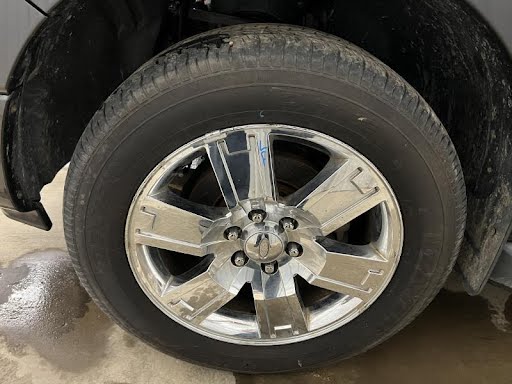 2007-FORD EXPEDITION-Wheel-20x8-1/2 (TPMS), aluminum (6 spoke, chrome)