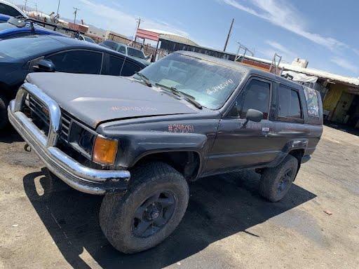 1987-TOYOTA 4RUNNER-Engine Computer-Part No - 89661-35070 -  Electronic Control Module, (RH kick panel), w/o turbo