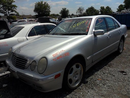 2001 - MERCEDES E CLASS - Used - Locks - Trunk Lid Lock