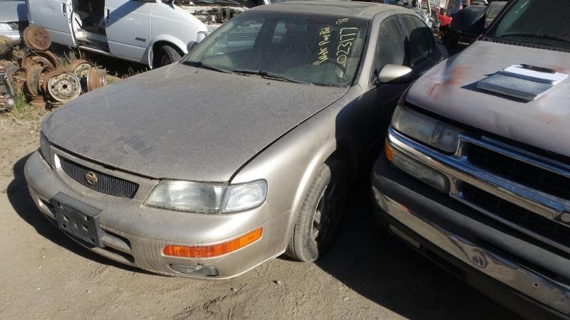 1996 NISSAN MAXIMA (1982 UP) Used Fuel Tank  from 9/95