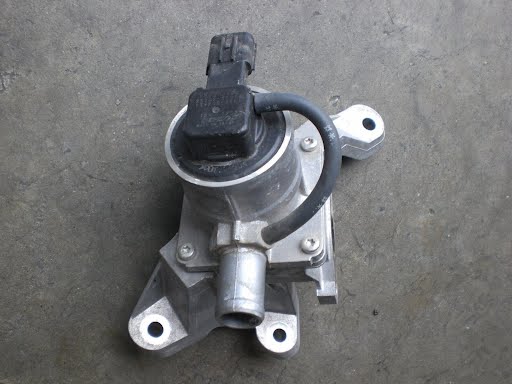 2015 TOYOTA 4RUNNER Used Air Switching Valve 25702-31014