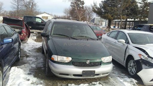 1999 - MERCURY VILLAGER - used -  AC Compressor W Bracket  - 3.3L