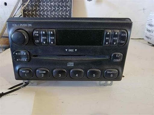 2004 - FORD TRUCK-F150 - Used - Radio/CD (see also A/C Control or TV Screen) - 4L2t-18c815-ea