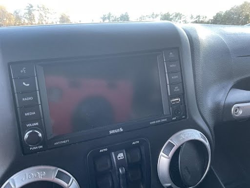 2015 - JEEP WRANGLER - Used - CD Player/Radio - display and receiver, (6.5" touch screen), navigation, satellite radio (Sirius), telematics (Uconnect)