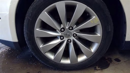 2016 - LINCOLN MKS - Used - Wheel - 19x8-1/2 (10 spoke, aluminum, TPMS)