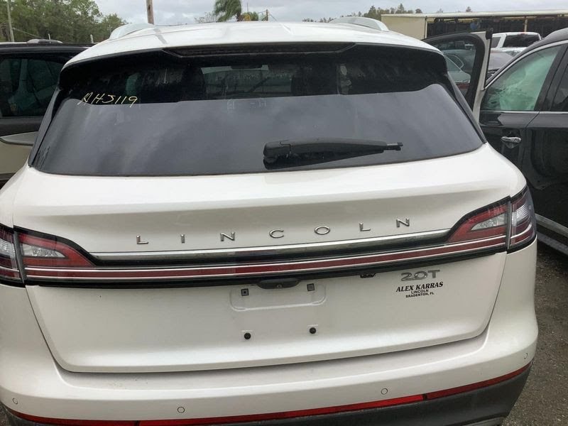 2019 LINCOLN NAUTILUS Used Deck Lid White