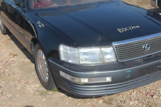 1991 - LEXUS LS400 - Used - Headlight Assembly - Right