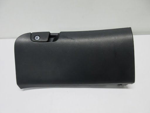 2006 - ACURA RL - Used - Glove Box