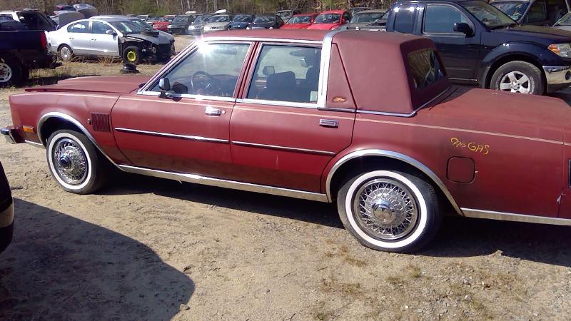 1986 - PLYMOUTH GRAND FURY (1980 UP) - Used - Window Regulator (Front) - With motor -electric Left