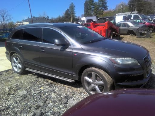 2012 - AUDI Q7 - Used - Hub - Front [LH & RH] - 7P0501655A