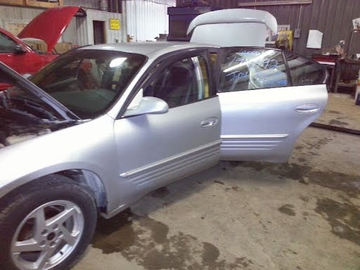 2002 - PONTIAC BONNEVILLE (1980 UP) - Used - Mirror Door - Power, w/o memory seat; non-heated, LH  (Silver)