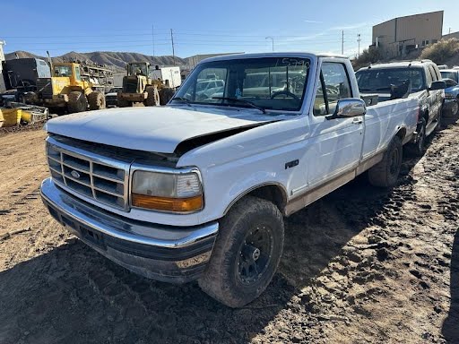 1992 - FORD TRUCK-F250 SUPER DUTY (1999 UP) - Used - Door Front - electric, 3 mounting points, mirror (3 bolts) Right - Mirror door - -Power (door mounted), RH - CHROME