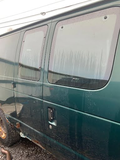 2009 - FORD VAN E250 - Used - Glass Rear Door - LH