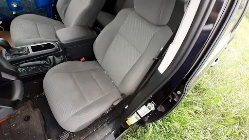 2016 - TOYOTA TACOMA - Used - Seat Front - (bucket), (air bag), (manual), non-heated, cloth, LH - Gray