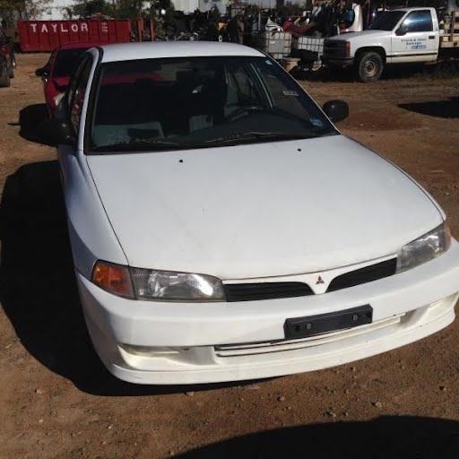 2001 - MITSUBISHI MIRAGE - Used - Grille - 4Dr