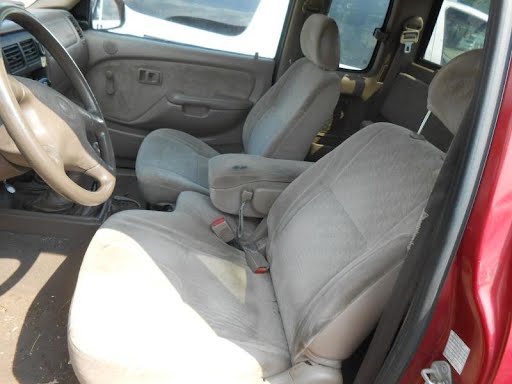 2004 - TOYOTA TACOMA - Used - Seat Front - bench, split, (60/40), (without air bag), (cloth), (manual), Extended Cab, LH and RH ( tan )