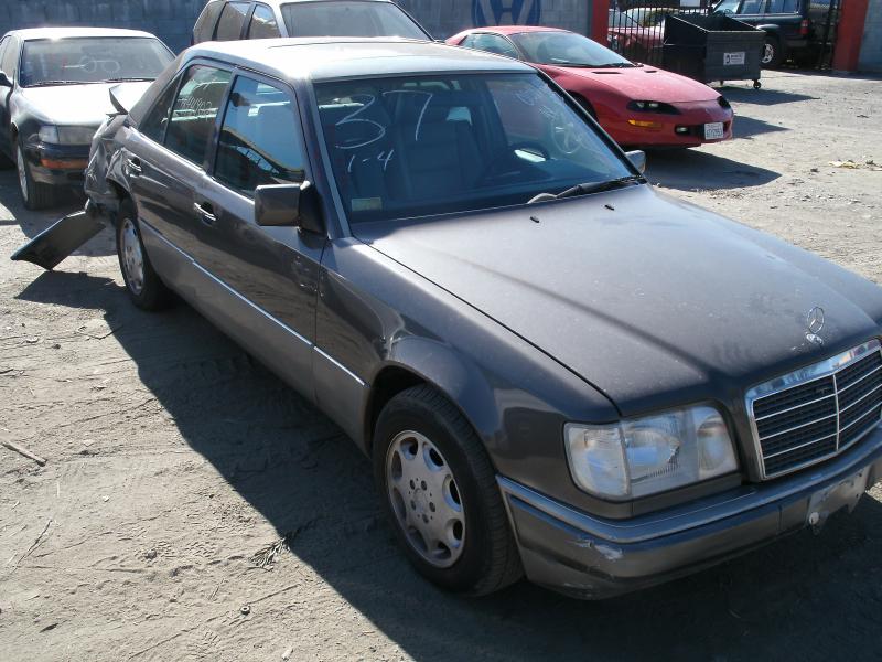 1993 MERCEDES 300E Used Steering Knuckle (see also Knee & Strut) 124 Type, 300TE, exc. AWD Right  - PlN - 1243501132