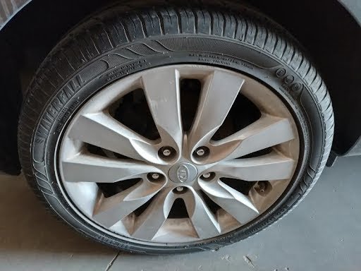 2013 - KIA FORTE - Used - Wheel - road, 17x7 (alloy), Sdn (10 spoke), w/o TPMS