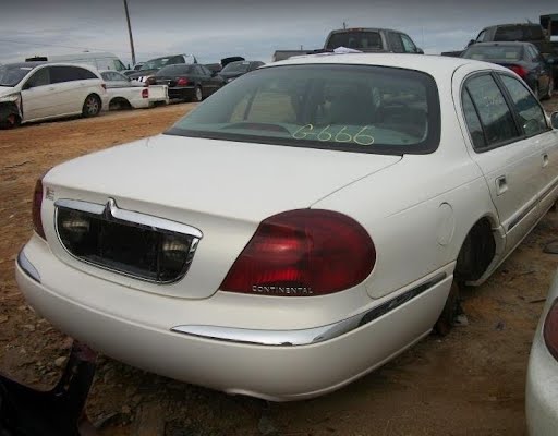 2002 LINCOLN CONTINENTAL Used Bumper Assy (Rear) includes cover white