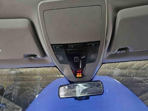 2004 VOLVO 40 SERIES Used Console Front roof, sunroof, w/o reduced alarm button