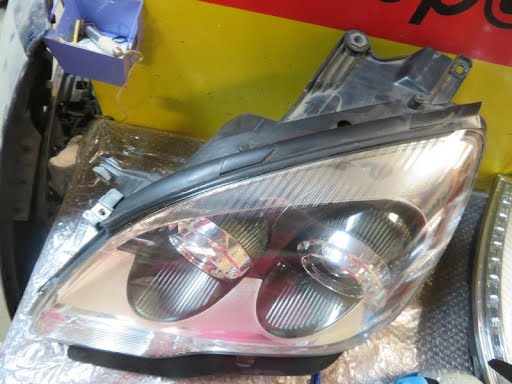 2008 - GMC ACADIA - Used - Headlight Assembly - HID (with halogen high beam, opt TVD), LH