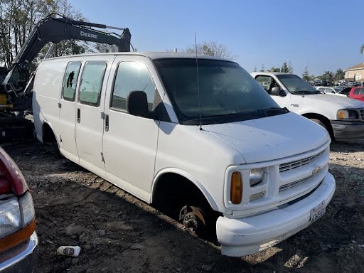 1998 - CHEVY VAN EXPRESS 2500 - Used - Computer Box Not Engine (PCM) - 9366810